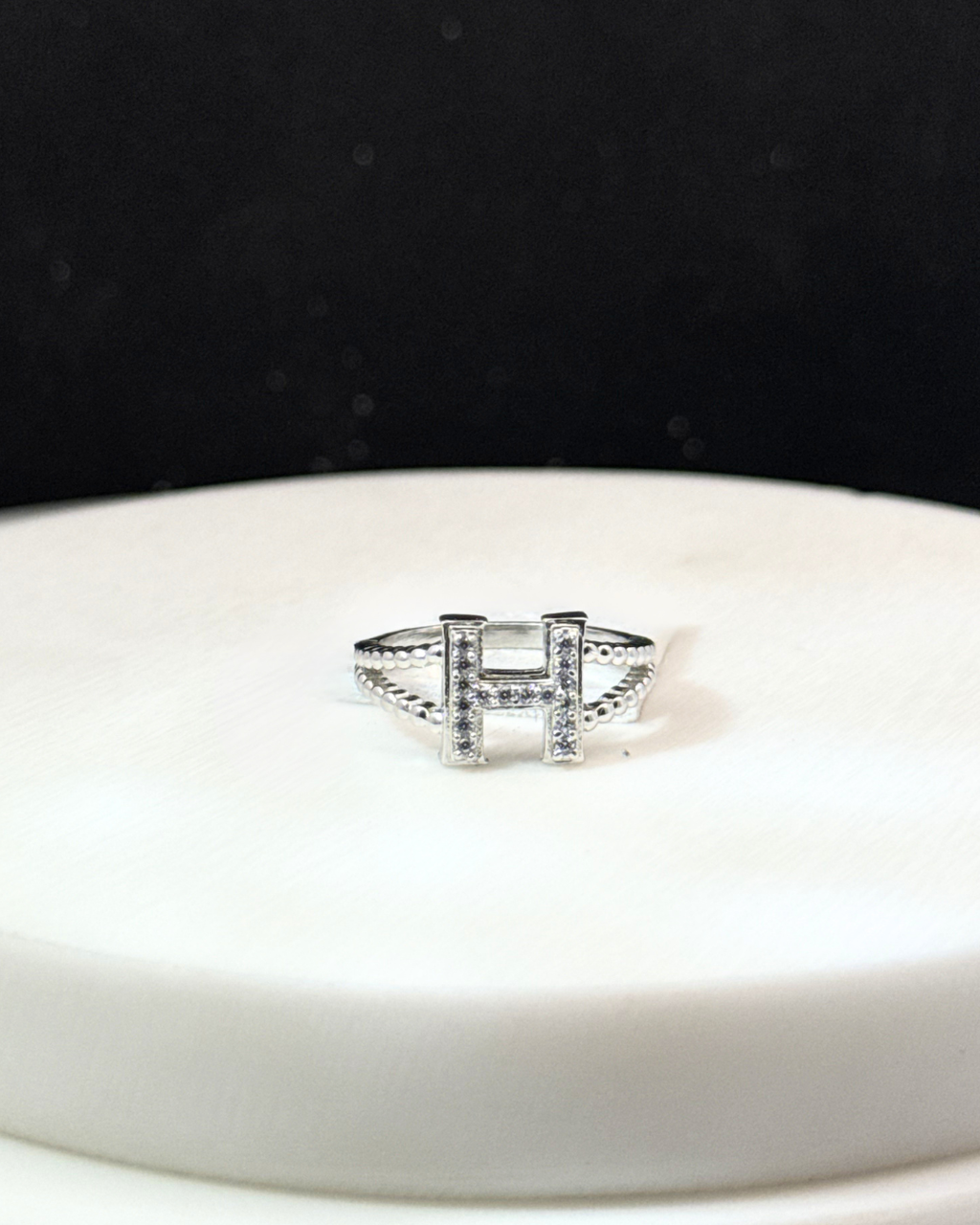 H Signature Ring