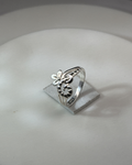 Flutter Bloom Ring
