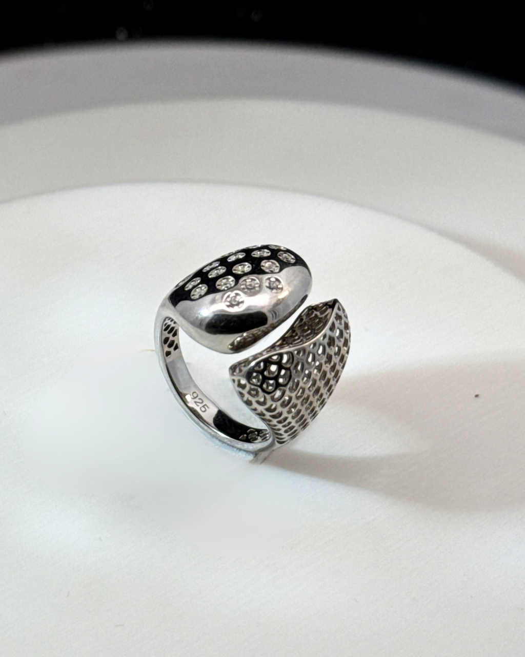 Nova Luxe Ring