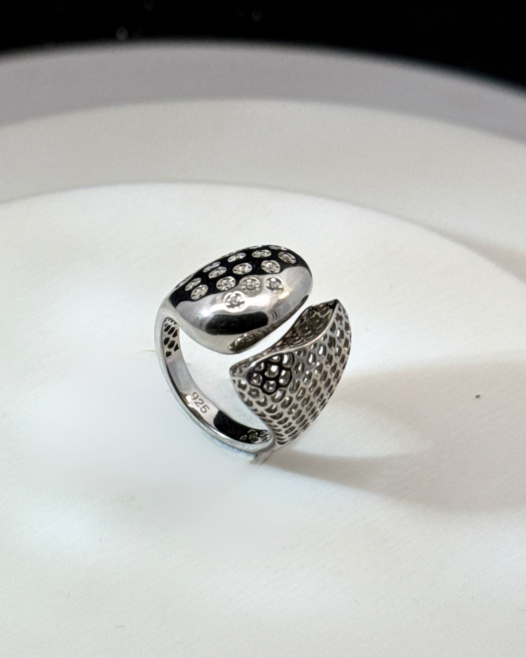 Nova Luxe Ring