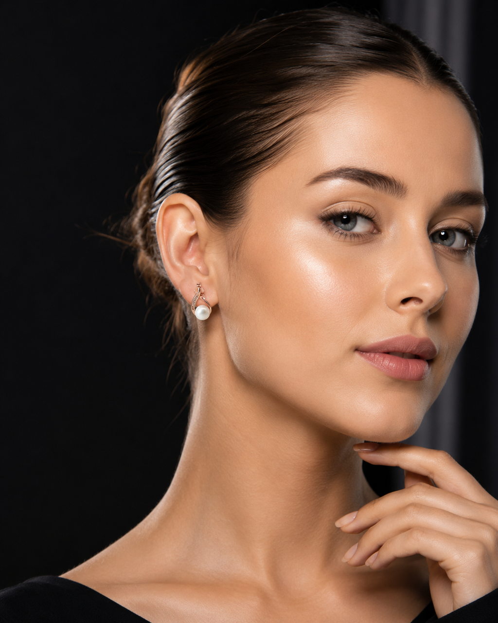 Pearl Whisper Studs