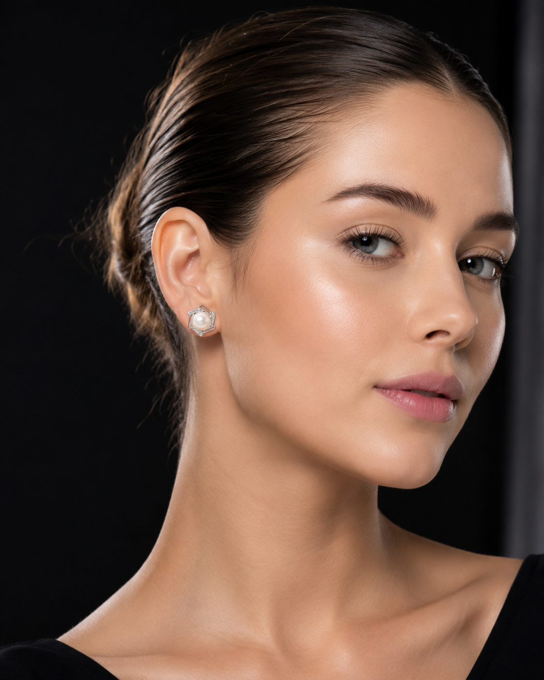 Pearl Halo Studs